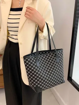 Geometric Pattern Shoulder Tote Bag - black and white